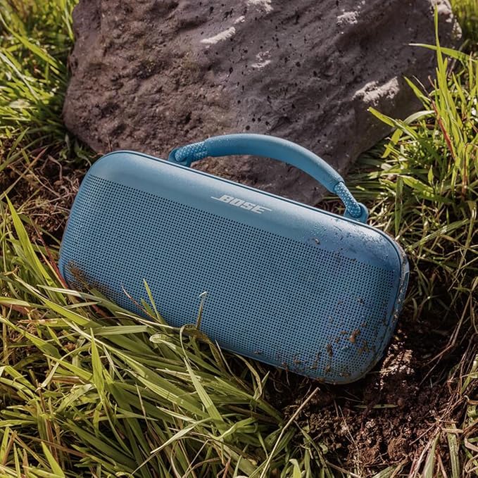 Bose SoundLink Max Bluetooth Speaker - Portable Wireless Party Speaker, IP67 Waterproof, Rope Handle, Up to 20 Hours of Playtime, USB-C, Built-in 3.5mm AUX Input, Blue Dusk