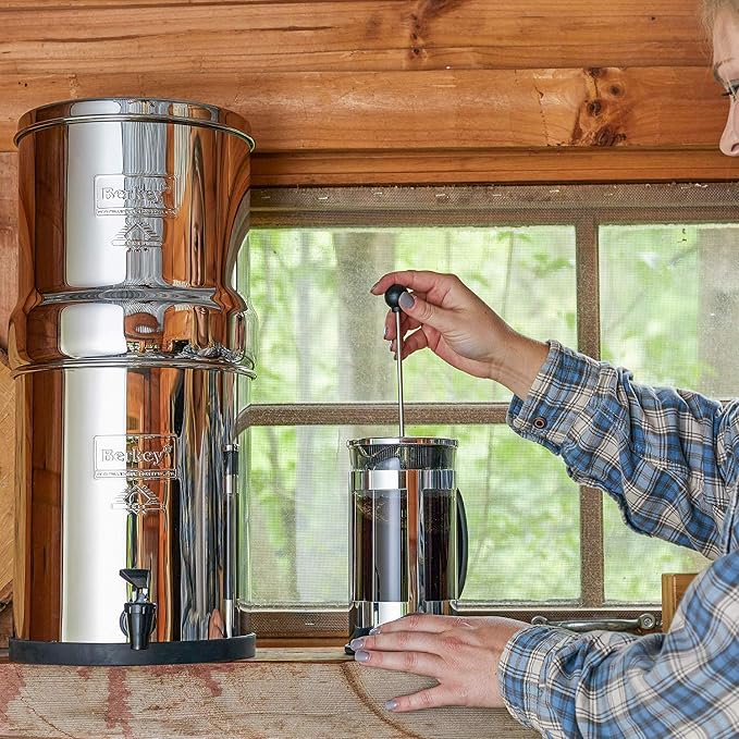 Travel Berkey Gravity-Fed Water Filter - Image 2