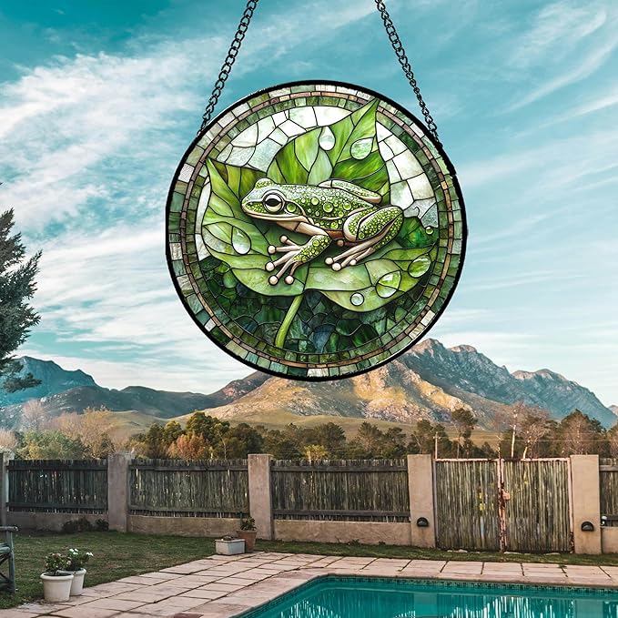 CRISGIF Stained Glass Window Hanging - Cute Frog Suncatcher for Doors Garden Patio Green Leaves Sun Catchers Decor Christmas Mother's Day Birthday Gifts for Women Men Mom Nana Boy Friend 6.3 in