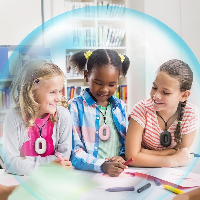 Wearable Air Purifier Necklace - Image 4